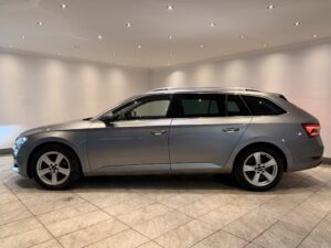 Skoda Superb VS