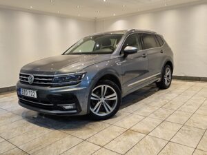 e20128e1-b0aa-4cdb-9bf5-25a11c4db67f